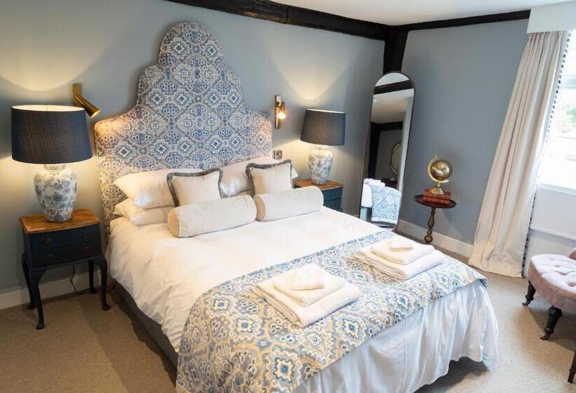 فندق Worlington Hall