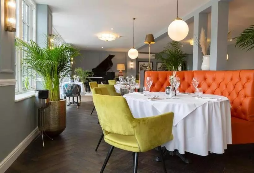 Hotelli Worlington Hall