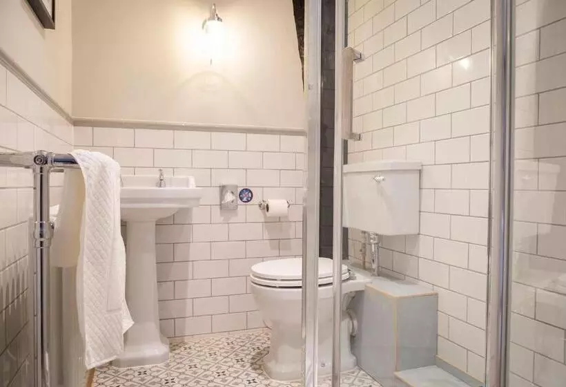 Hotelli Worlington Hall