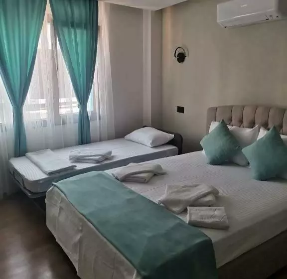 ペンション Siğacik Sen Konuk Evi̇