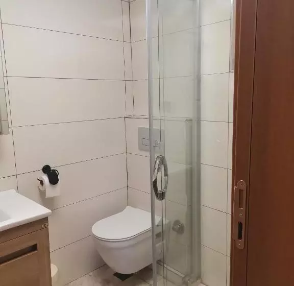 ペンション Siğacik Sen Konuk Evi̇