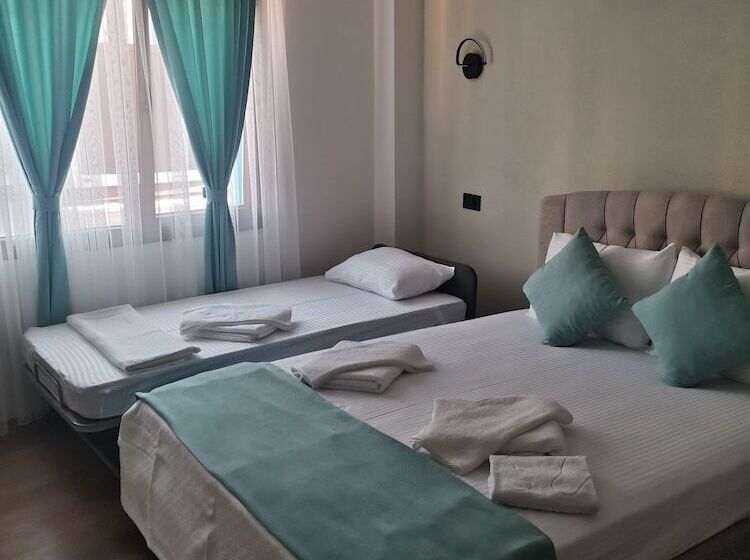 Pensione Siğacik Sen Konuk Evi̇