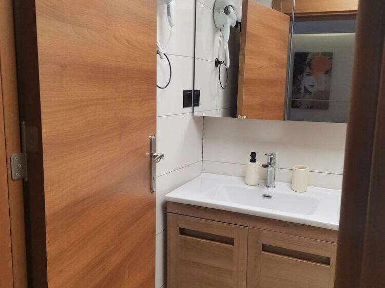 Pensione Siğacik Sen Konuk Evi̇