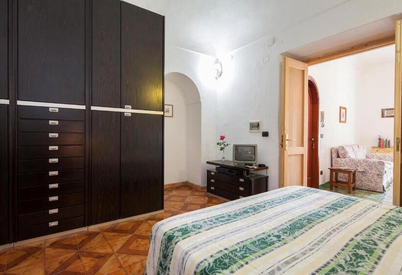 تختخواب و صبحانه Casa Wanda