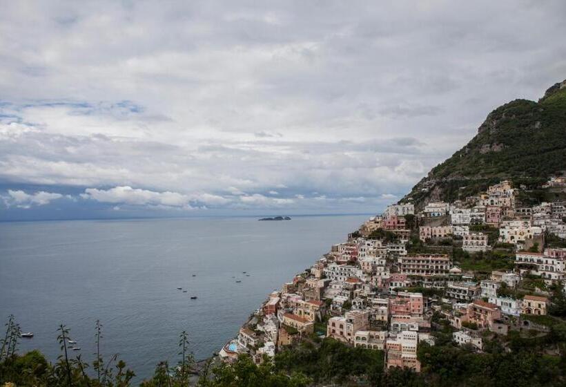 تختخواب و صبحانه Casa Wanda