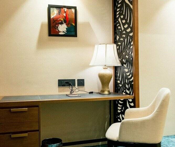 酒店 Avinash International