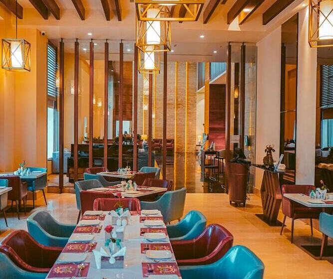 酒店 Avinash International