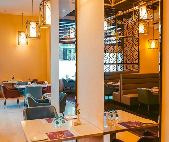 酒店 Avinash International