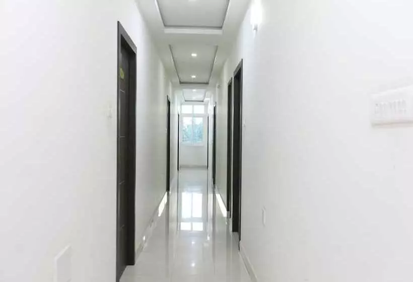 Hotelli Bhimas Residency