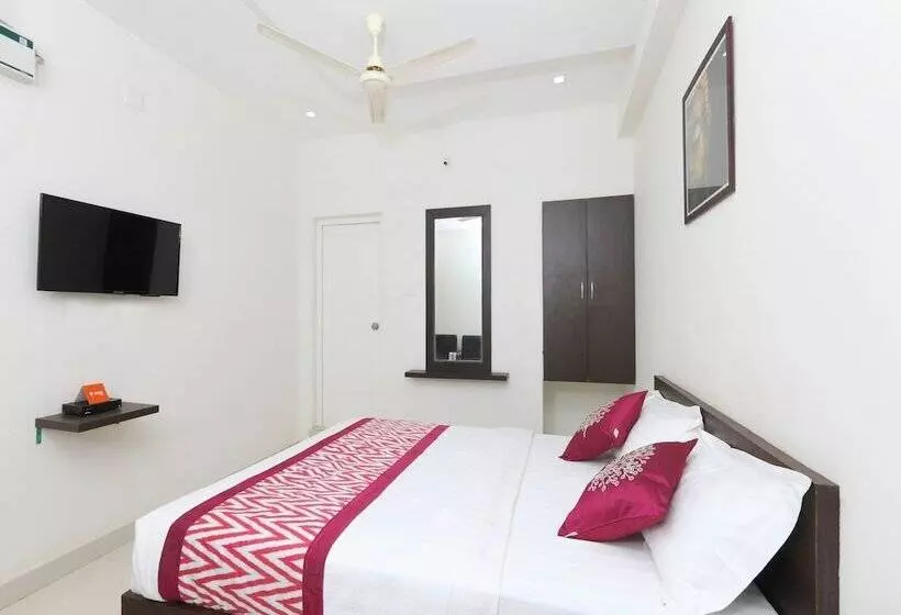 Hotelli Bhimas Residency