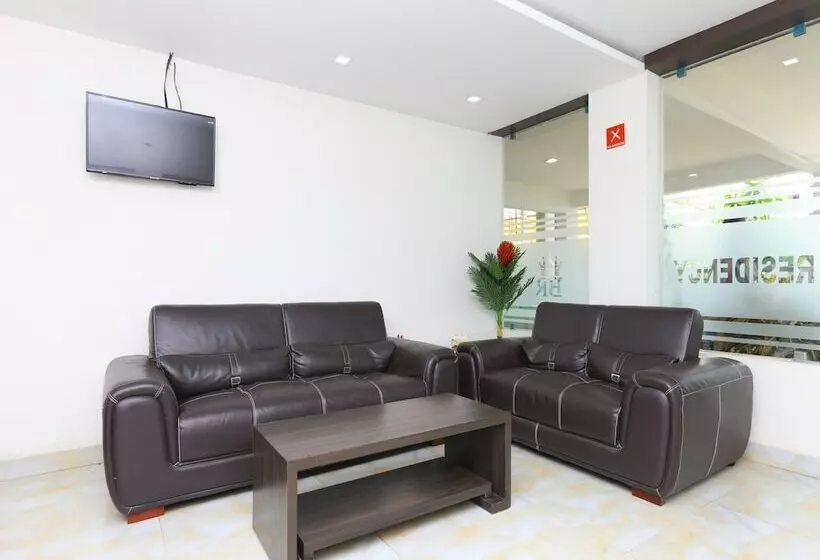 Hotelli Bhimas Residency