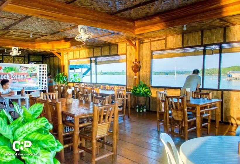 酒店 Enchanted River Rock Island Resort