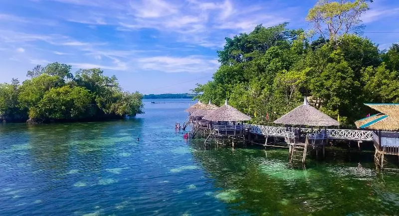 ホテル Enchanted River Rock Island Resort