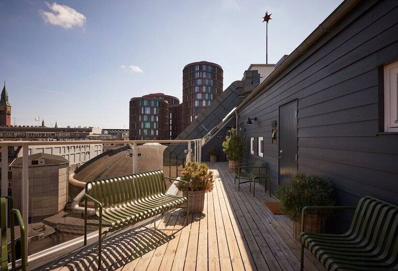 Hypernym Hotel & Suites