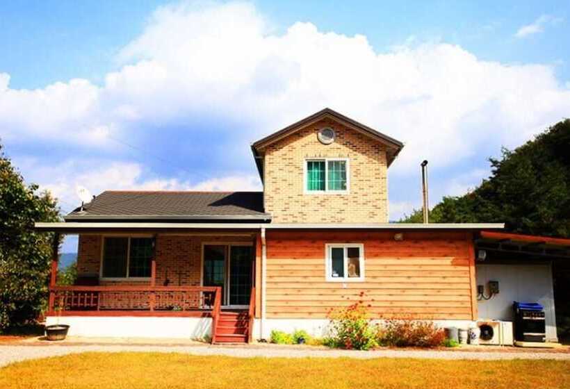 Hotel Gokseong Sorigonggan Pension