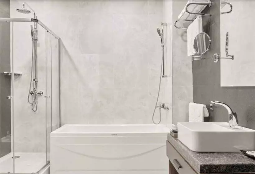 Hotelli Wyndham Garden Tashkent