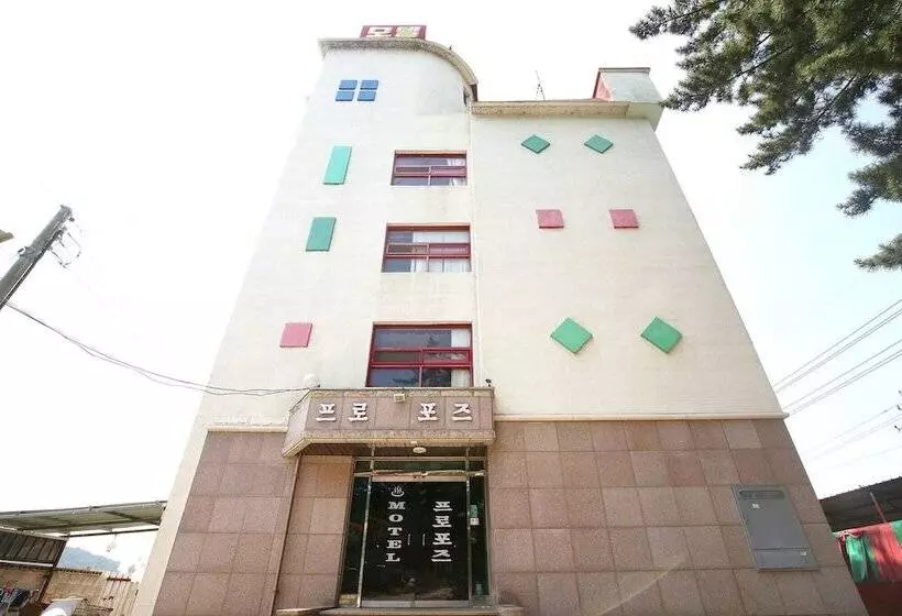 Hotelli Seocheon Propose