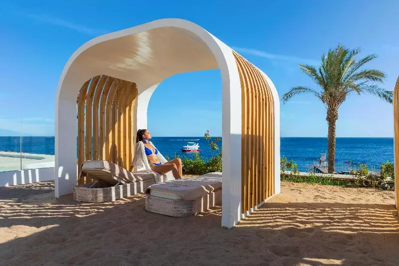 هتل White Hills Resort