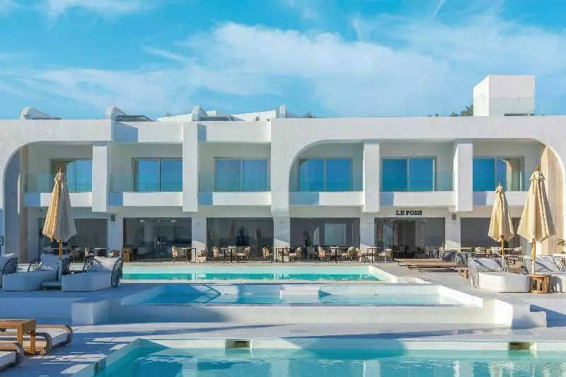 هتل White Hills Resort