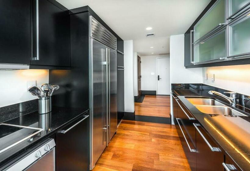 Oceanfront Private Condo At The Setai 2707