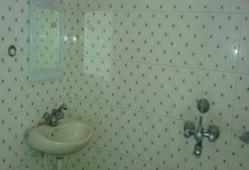 هتل Goroomgo Sagar Agra