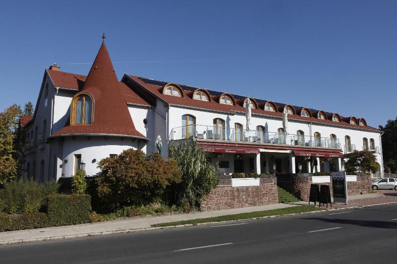 בית מלון כפרי Laroba Wellness