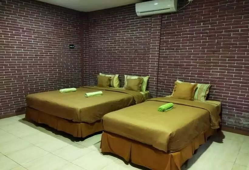 Wimbo Hotel Borobudur