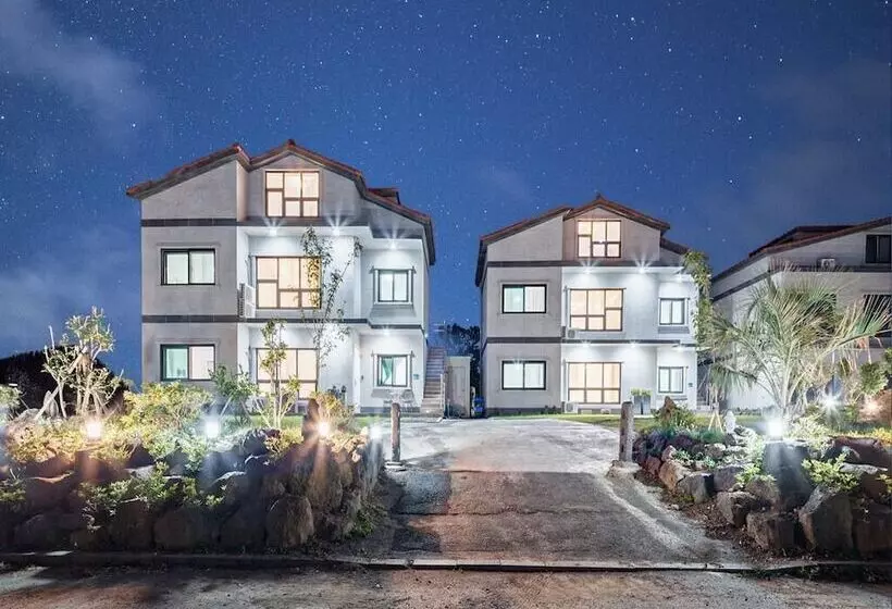 Jeju Pelong Pension