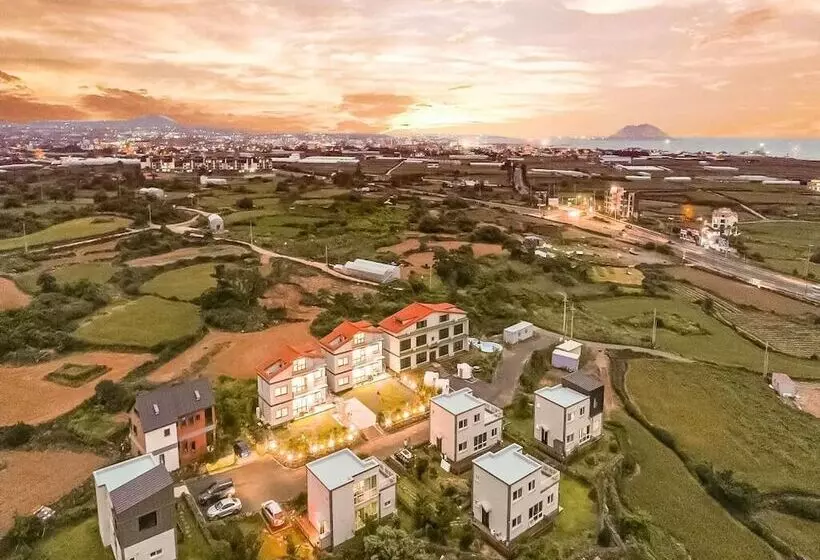 Jeju Pelong Pension