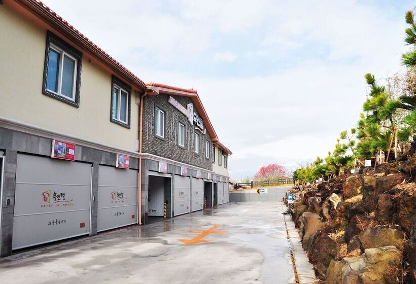 Jeju T Self Check In Motel