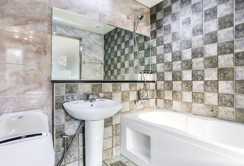 Jeju T Self Check In Motel