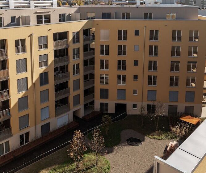 Los Lorentes Residences