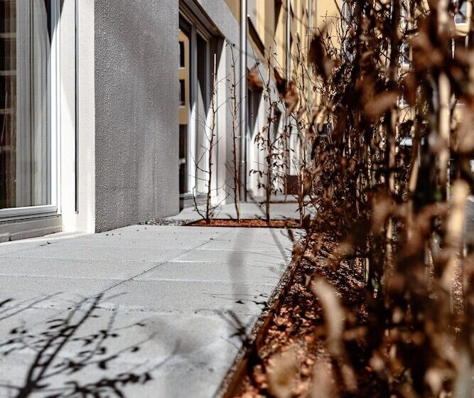 Los Lorentes Residences