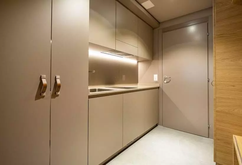Los Lorentes Residences