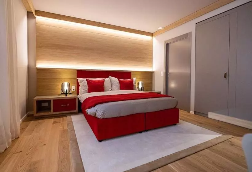 Los Lorentes Residences