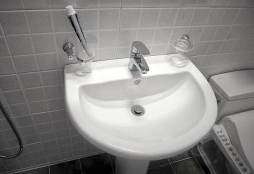 Pensió Jeju Ttorang Guest House