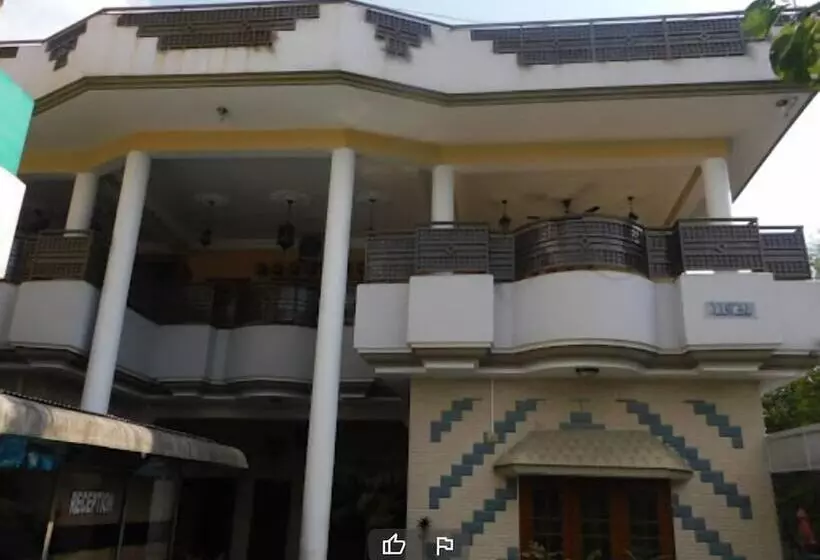 پانسیون Pak Palace Guest House Abbottabad