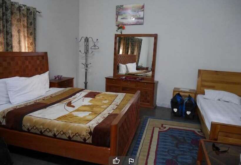 پانسیون Pak Palace Guest House Abbottabad