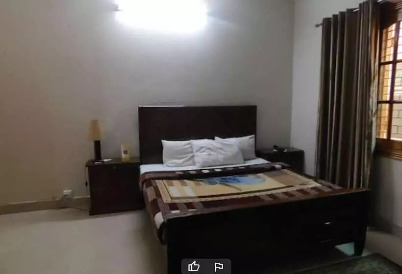 پانسیون Pak Palace Guest House Abbottabad