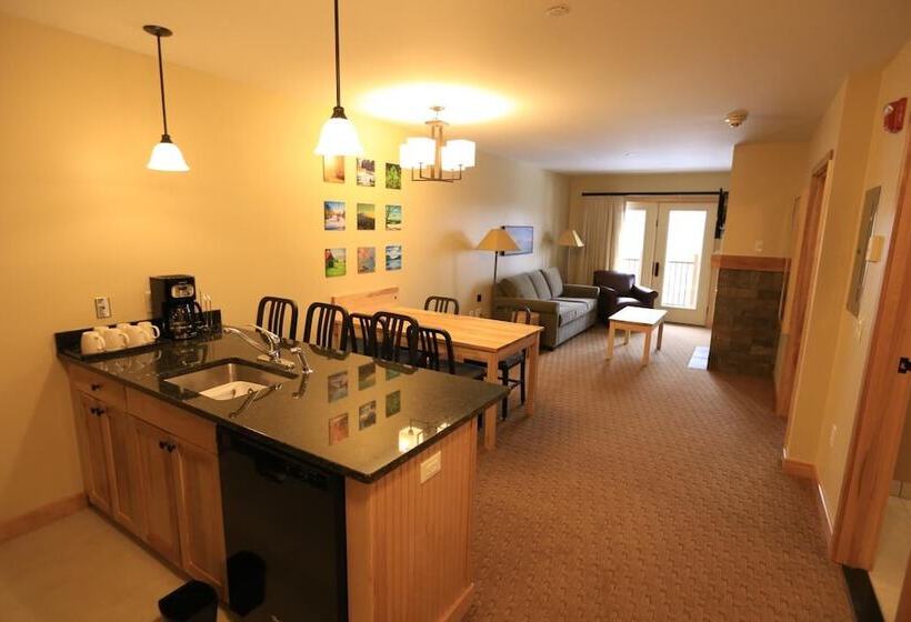 Burke Mountain Hotel & Conference Center