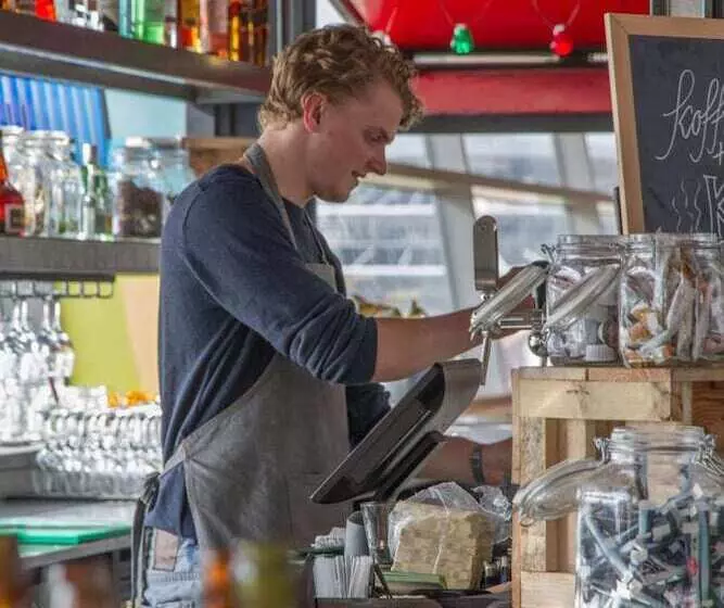 ホテル De Pier Suites