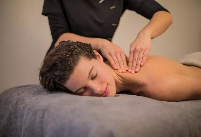 ホテル De Pier Suites