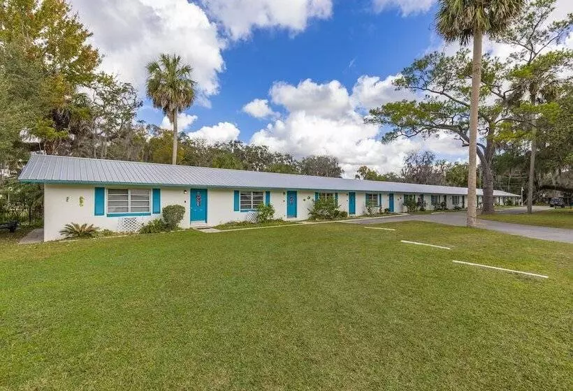 Hotelli King S Bay Lodge