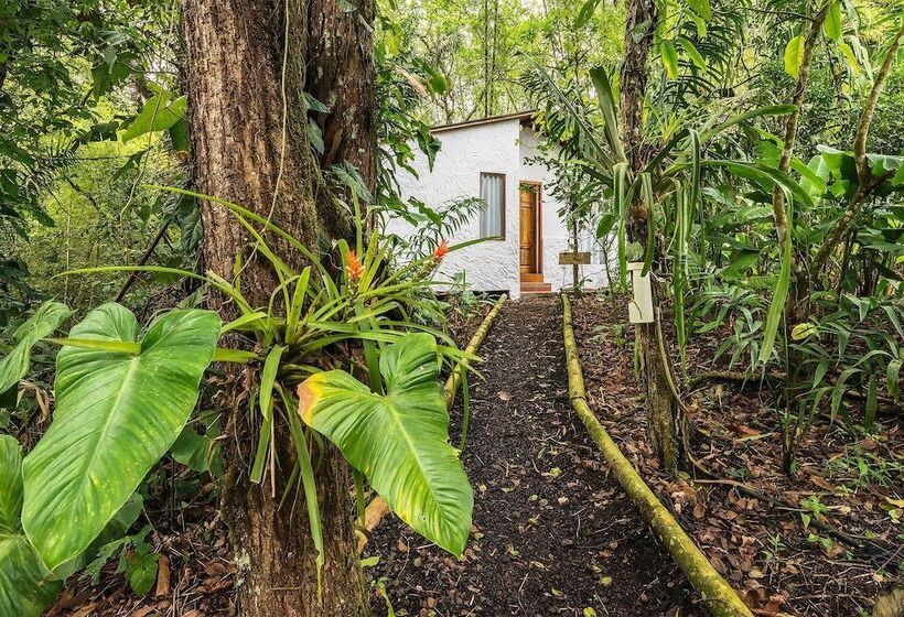 هتل Pacoche Lodge & Reserve