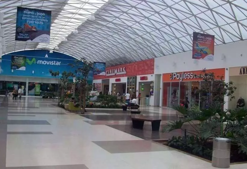 ホテル Parque Santander Tunja