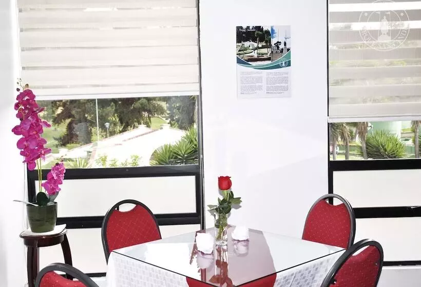 ホテル Parque Santander Tunja