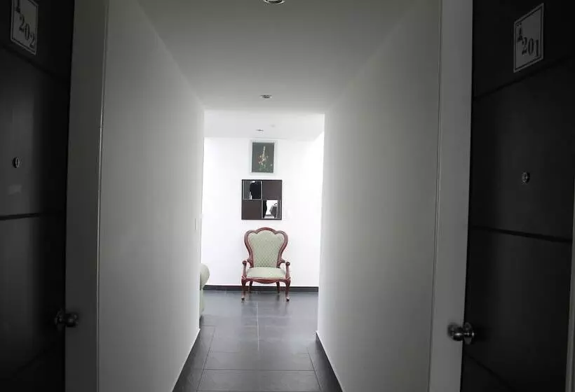 ホテル Parque Santander Tunja