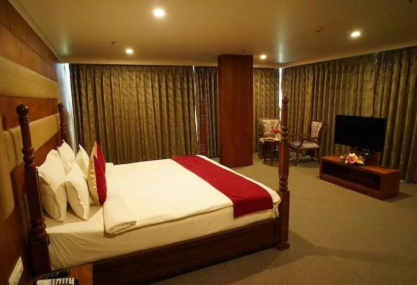 Hotelli Regenta Central Somnath, Bhalpara