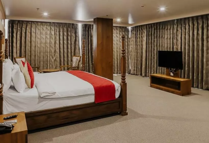 Hotelli Regenta Central Somnath, Bhalpara