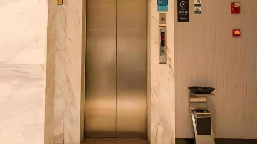 Hotelli City Comfort Inn Yulin Walking Street